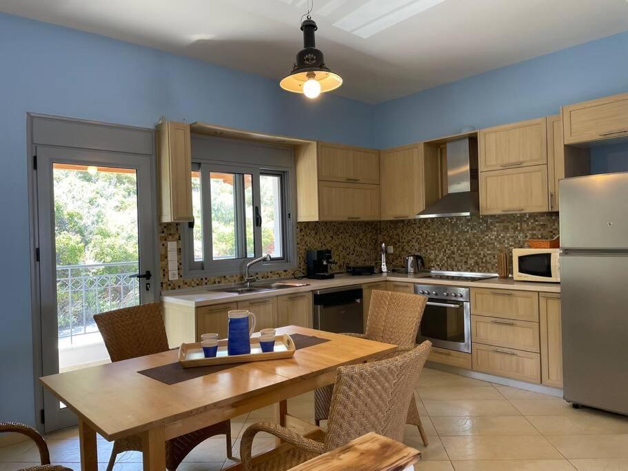 Akoumaros Breeze Villa Gythio Buitenkant foto