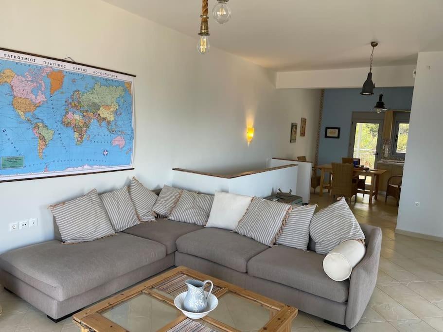 Akoumaros Breeze Villa Gythio Buitenkant foto